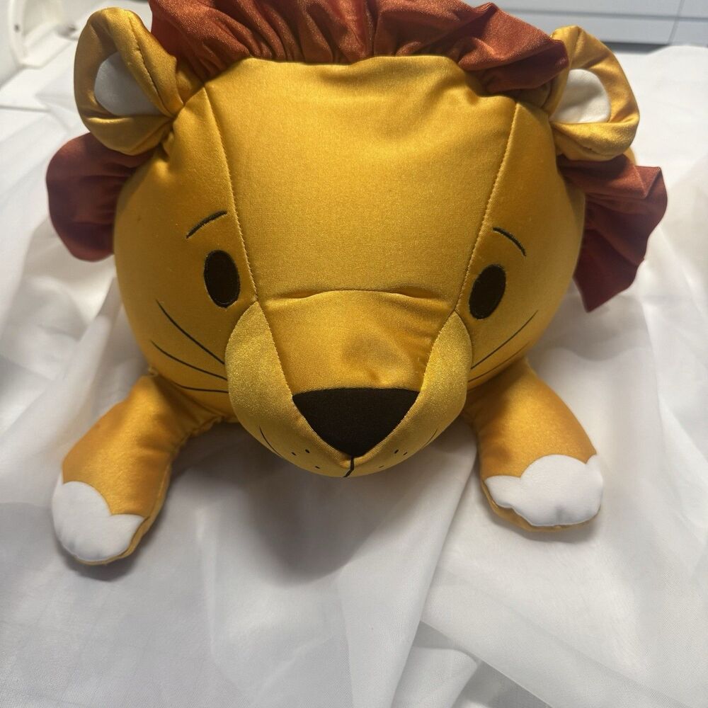 Moshi Brentwood Original Lion Microbead Plush